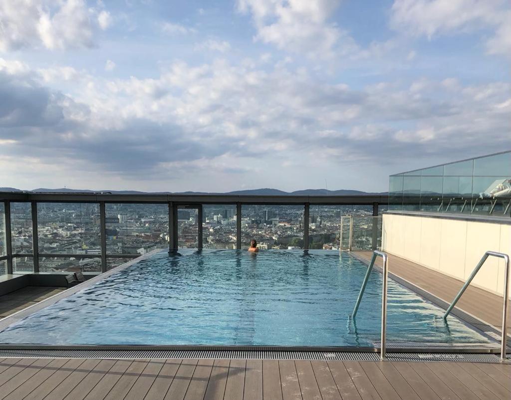 Executive Suite W/ Rooftop Pool Wien Eksteriør bilde